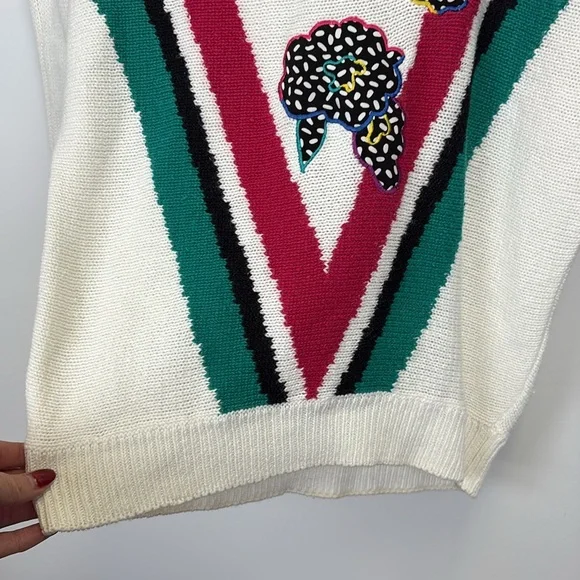 ✨ Vintage Petite Koret Knit Sweater Top/Floral Appliqué/Retro 80s 90s/sz PMedium - Picture 5 of 8